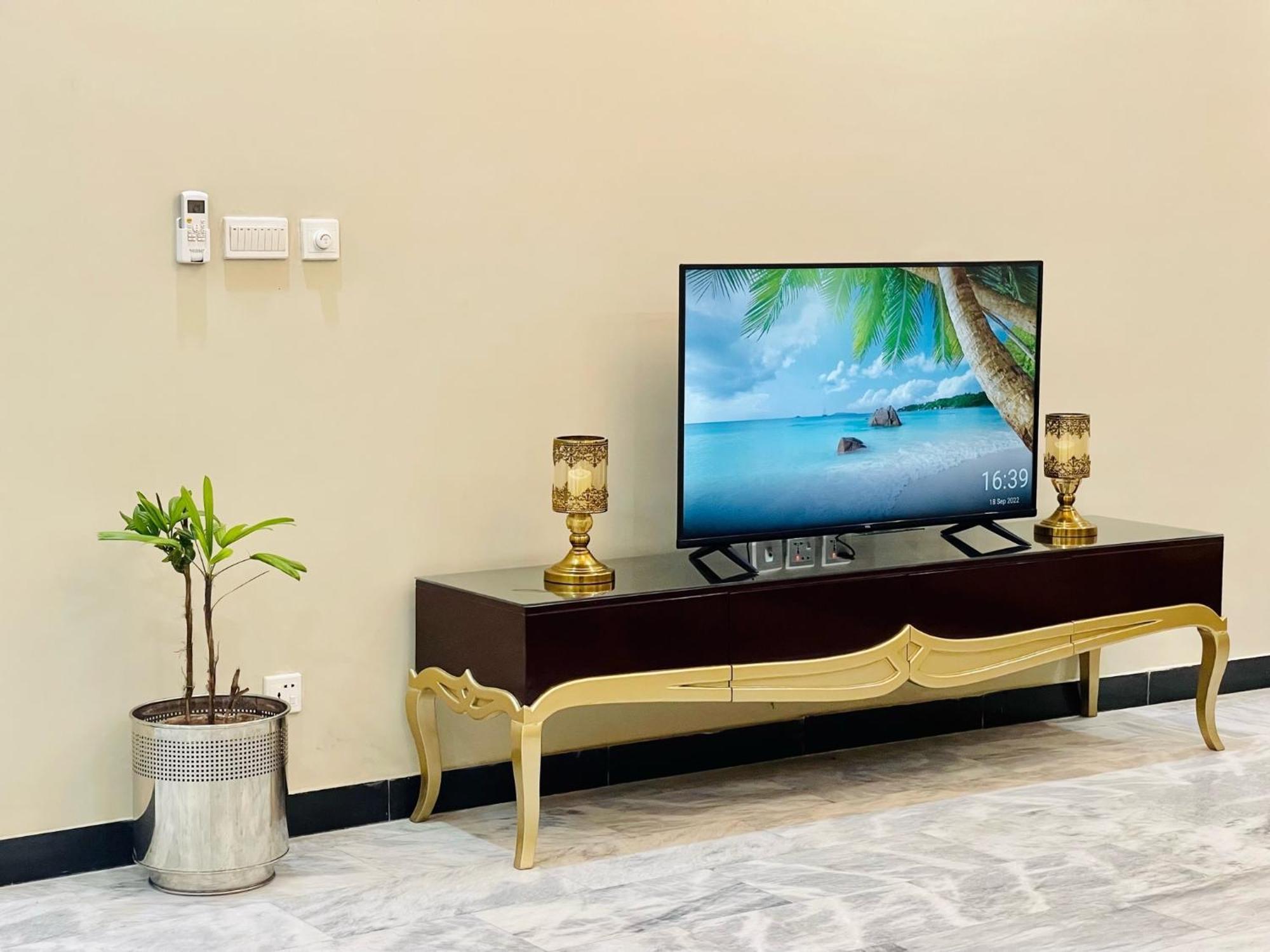 Homey Islamabad Ngoại thất bức ảnh
